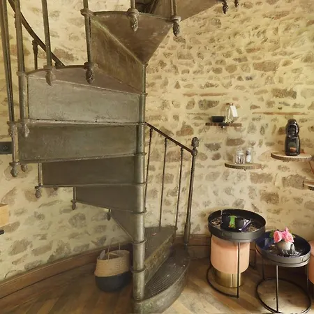 Insolite Domaine Forrest Loire Lay
